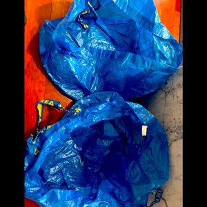 2 Ikea totes